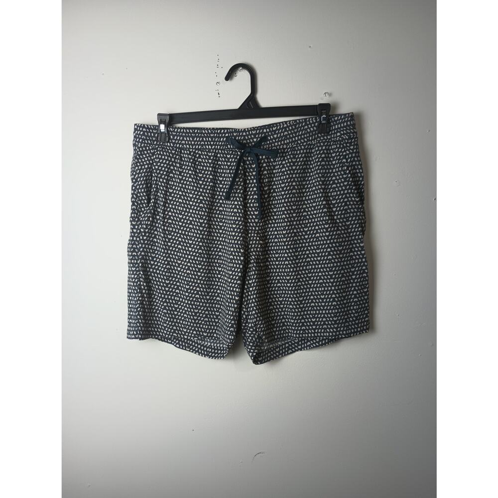 Christian Lacroix Shorts Poka dot pattern gray‎ soft drawstring pockets Large